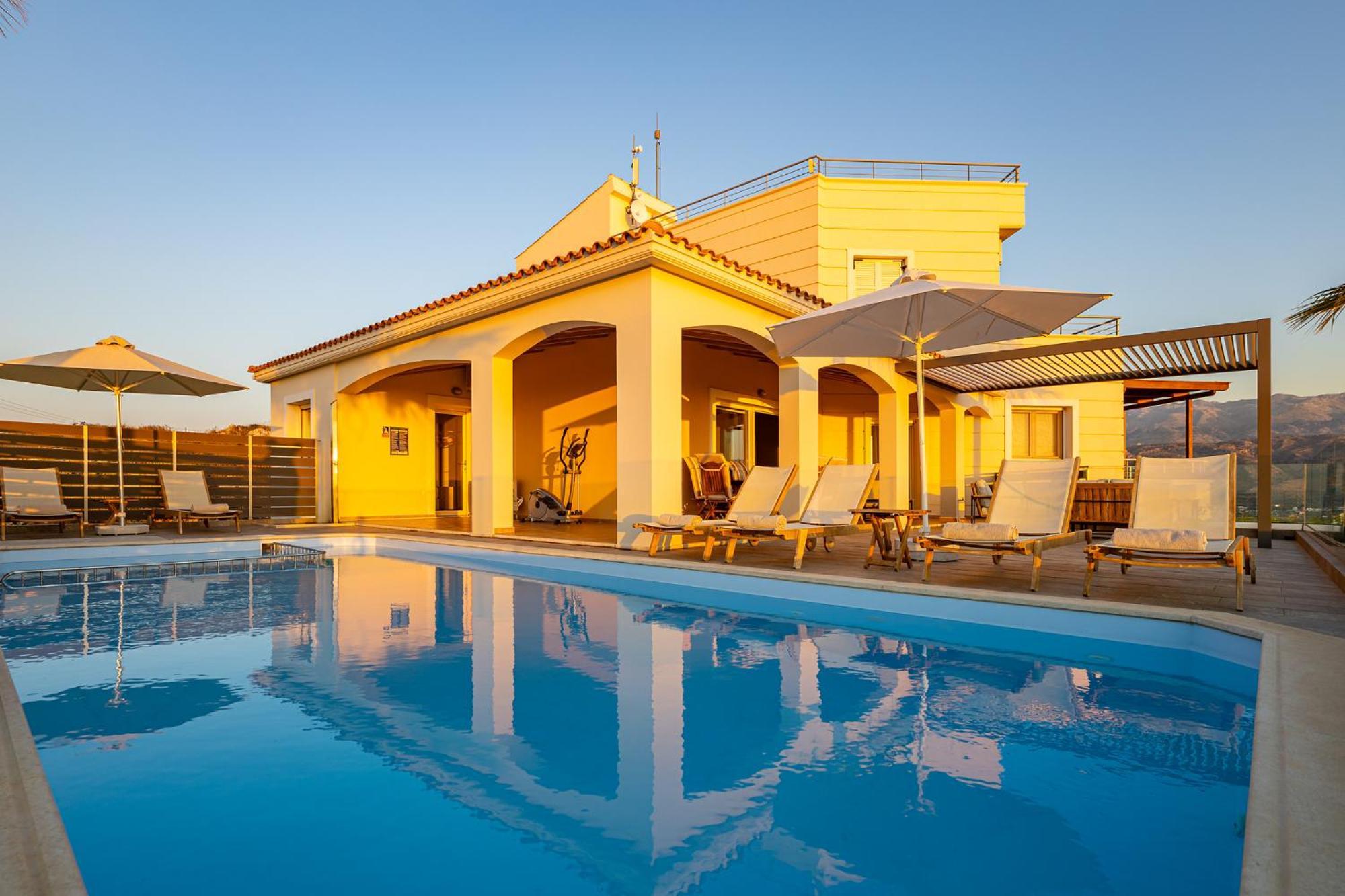 Karmilos Hill Villa ハニア エクステリア 写真