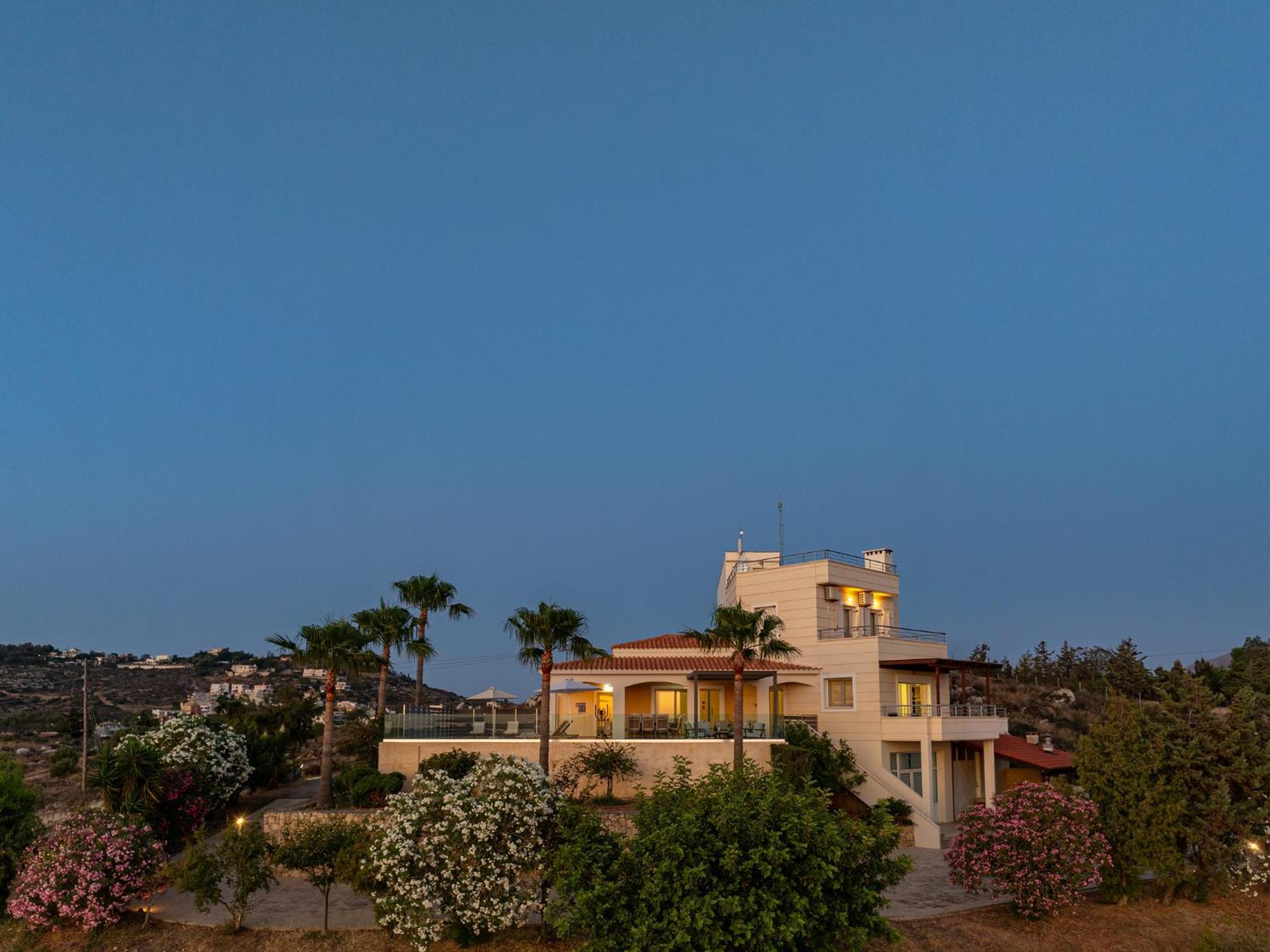 Karmilos Hill Villa ハニア エクステリア 写真