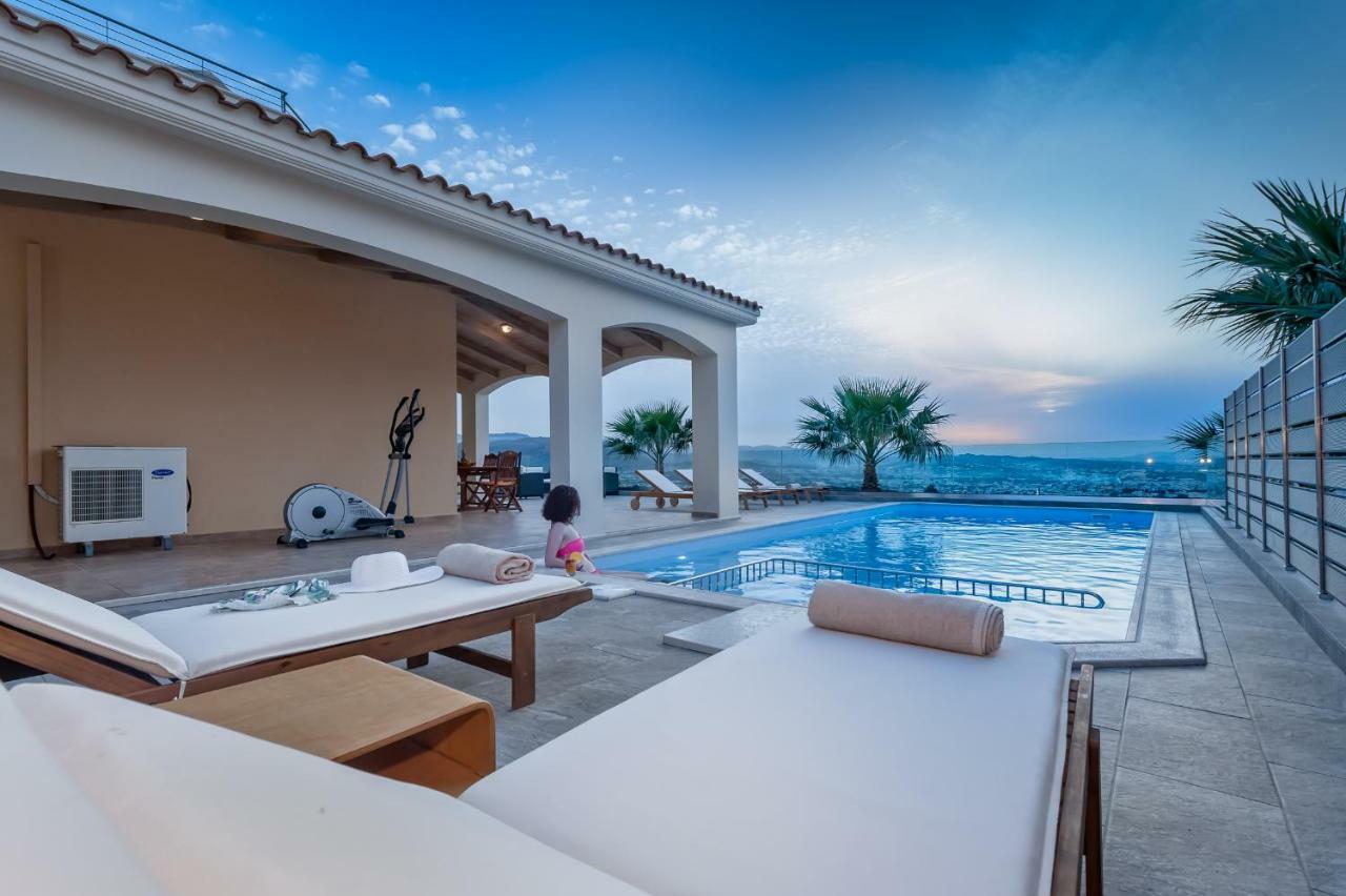 Karmilos Hill Villa ハニア エクステリア 写真